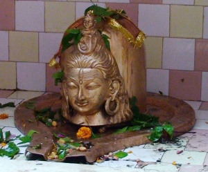 Shiva-Linga.jpg